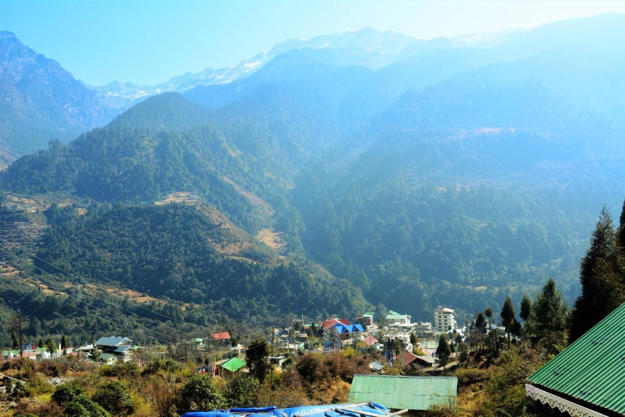 Hotel Rufina Lachung De'Crown Extérieur photo