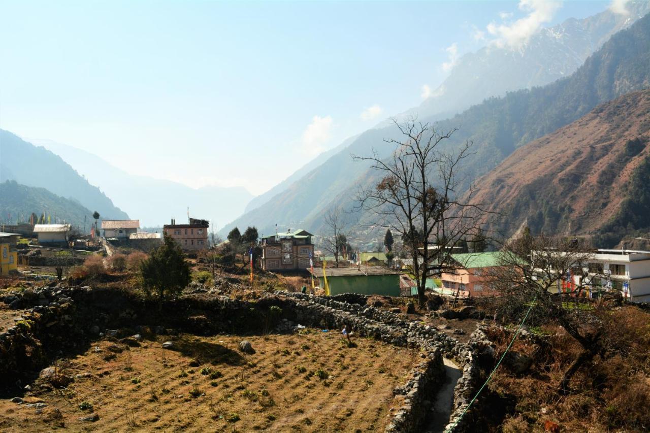 Hotel Rufina Lachung De'Crown Extérieur photo